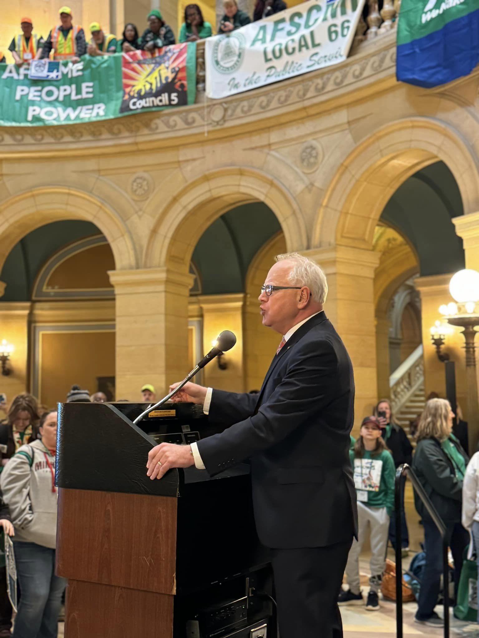 Council 5 members flex pro-worker power at Minnesota Day on the Hill event