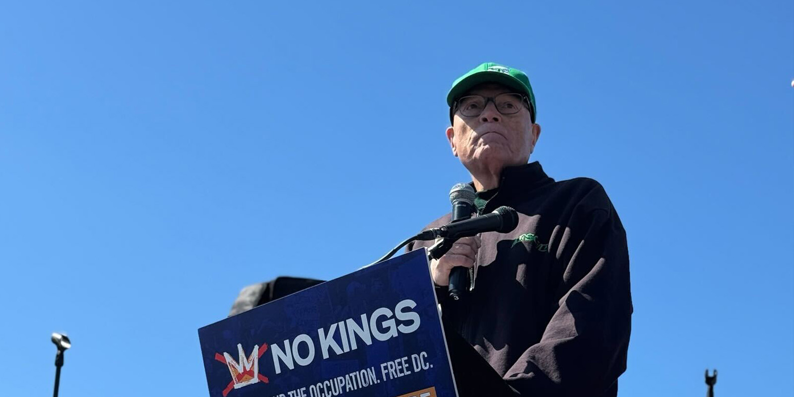 Strong union message from President Saunders, AFSCME members resonates at No Kings events  